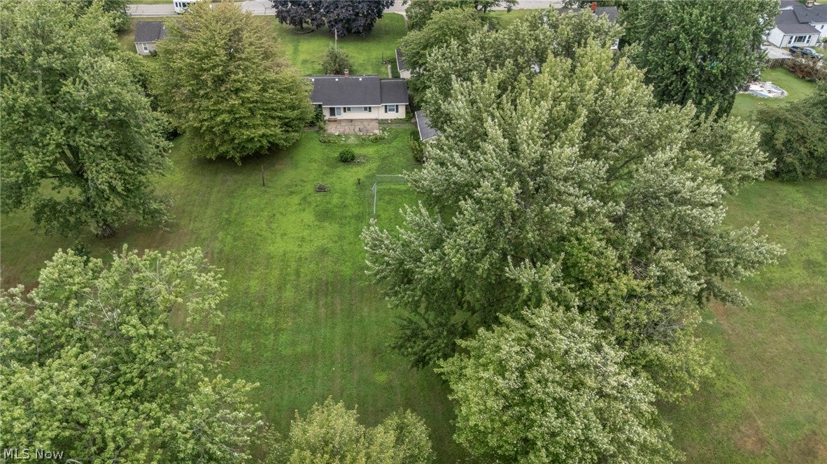 7386 Lake Road