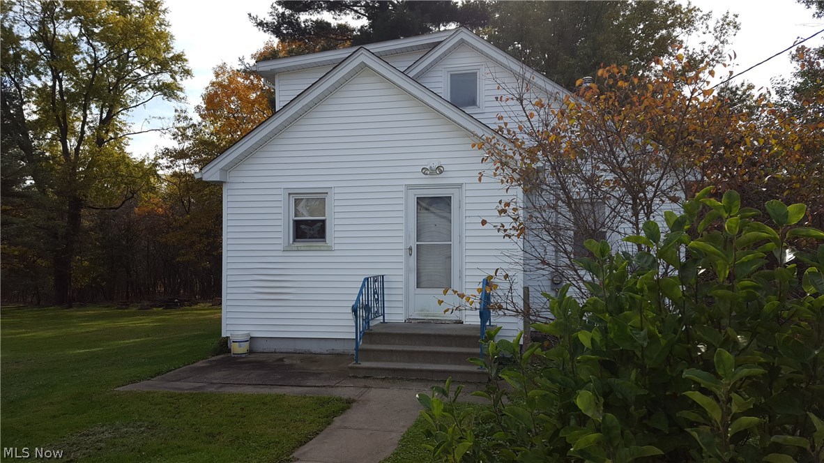 Welcome to your clean, cozy and comfortable - 2 bedroom 1.5 bath Cape Cod in Maple Heights. Includes kitchen appliances, washer and dryer, newer tile floor, new carpet throughout, freshly painted, central air and updated full bath. Spacious master bedroom with walk-in closet and plenty of storage. Huge private backyard leads to the Metro Parks, great for entertaining family & friends and two car garage. Close to shopping plazas. Schedule a showing today! Leasing qualifications are good credit, stable employment, gross monthly income must be 2.5 times the monthly rent ($2125). Pets allowed with $25/month deposit. No section 8 accepted. Home sits back approximately 165 feet from street. (Tenants pays electric, gas, water & sewer bill and responsible for lawn care & snow removal).