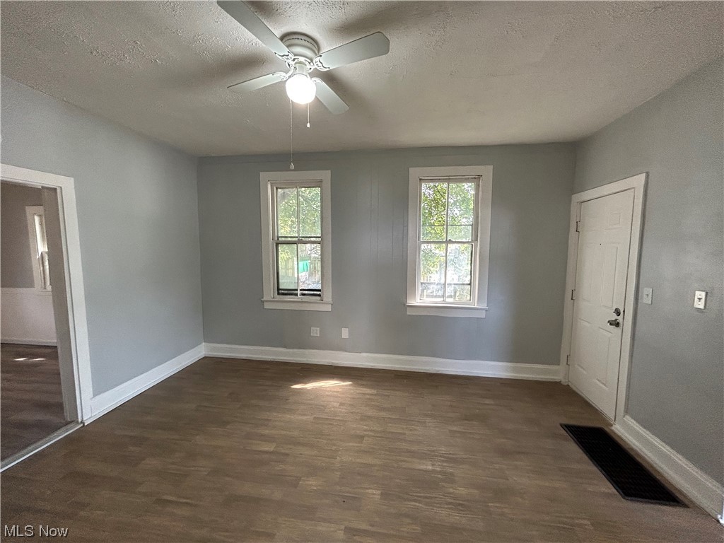 Hoyt - Residential Lease