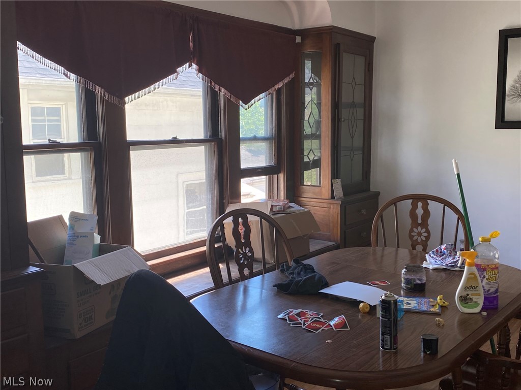 S R Palmers Homeland - Residential Income