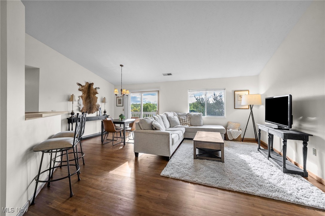 Brookledge Commons Condos - Residential