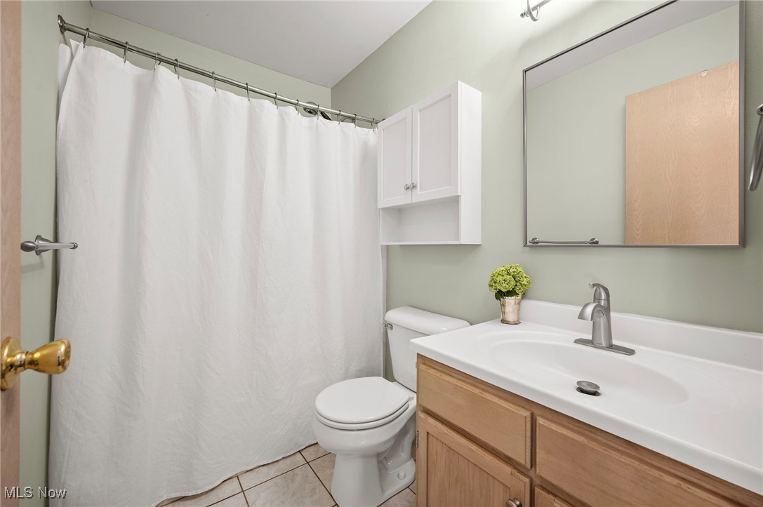 Brookledge Commons Condos - Residential