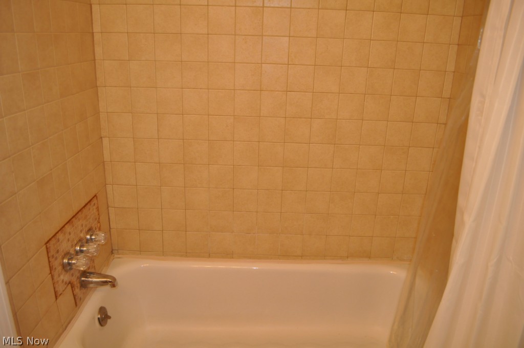 Shaker Lee - Residential