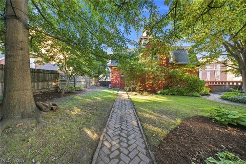 Tiny photo for 904 Juliana Street, Parkersburg, WV 26101 (MLS # 5236775)