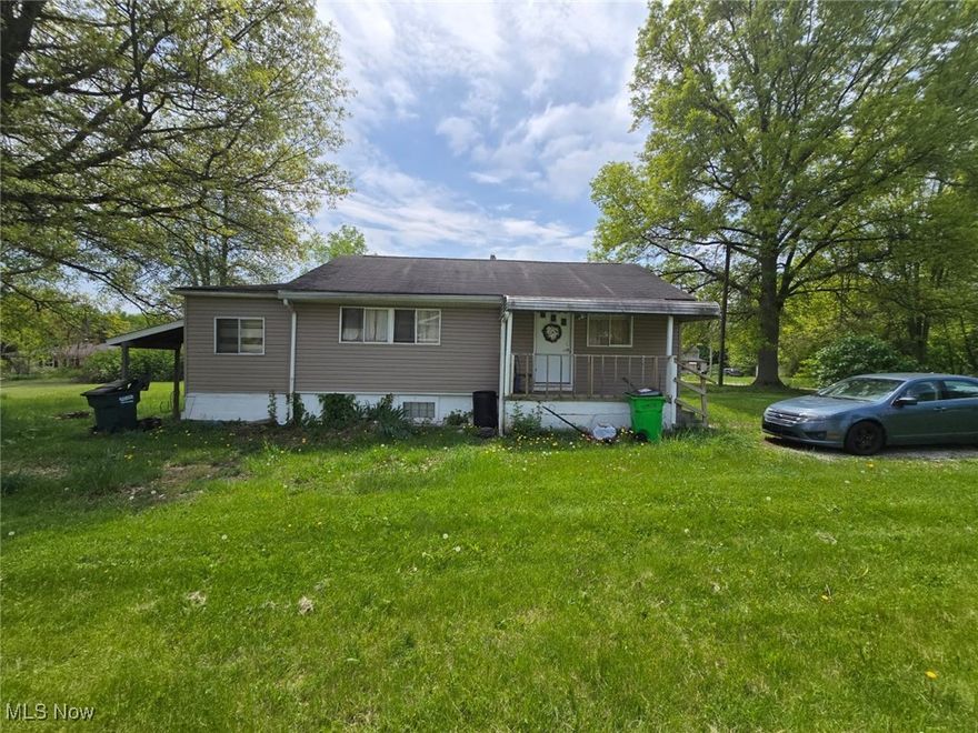 Charming 2-bed, 1-bath ranch with basement potential for 2nd bath & bed. Features new vinyl siding. Conveniently located near a bus stop, Amazon, and Portage Lake State Park in a quiet neighborhood. Needs cosmetic updates and roof replacement in a few years. No central AC or garage.