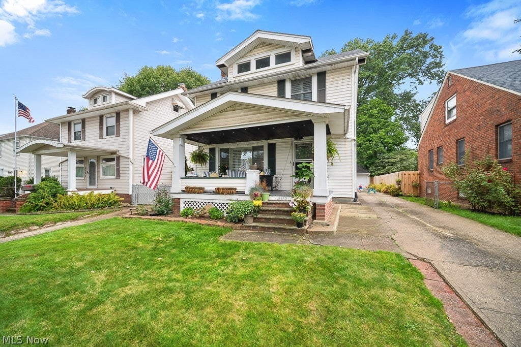 3562 W 146th Street