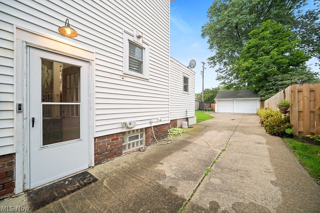 3562 W 146th Street
