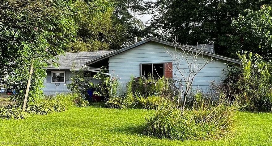 Calling all investors! This home is ready for your vision! 3 bedroom, 1 1/2 bath ranch with a new furnace in 2021 and hot water tank in 2020. Enclosed patio that opens to side and back yards adds to the attractiveness of this property. Large backyard providing several options for the future owner. See it today before it's too late!