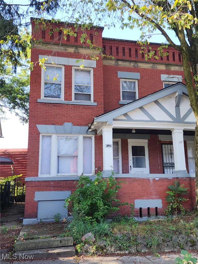 Charles E Boltons - Residential