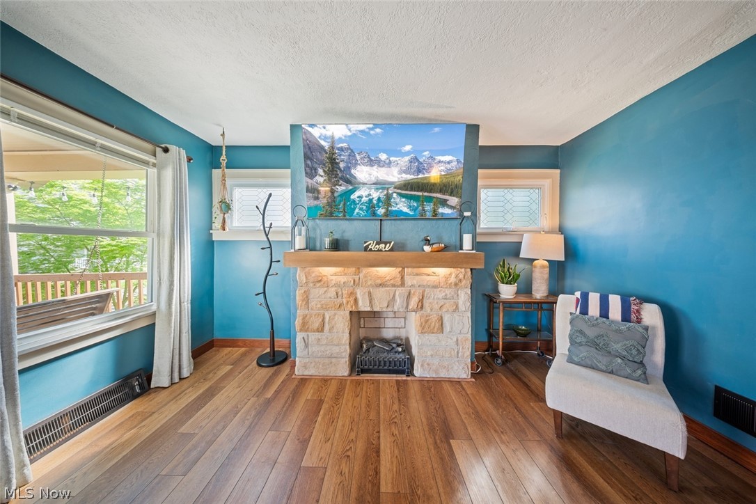 4011 Behrwald Avenue