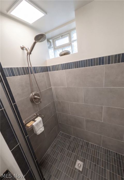 Tiny photo for 3131 W 160th Street, Cleveland, OH 44111 (MLS # 5221102)