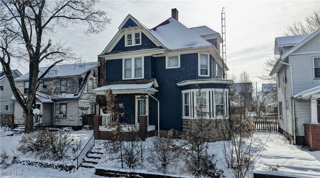 Photo of 264 W Market Street, Alliance, OH 44601 (MLS # 5178064)