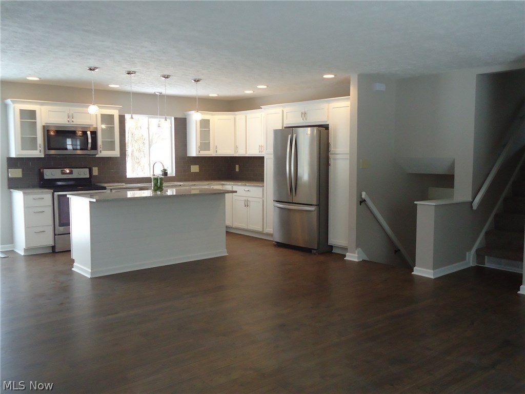 Wyoga Lake Park - Residential