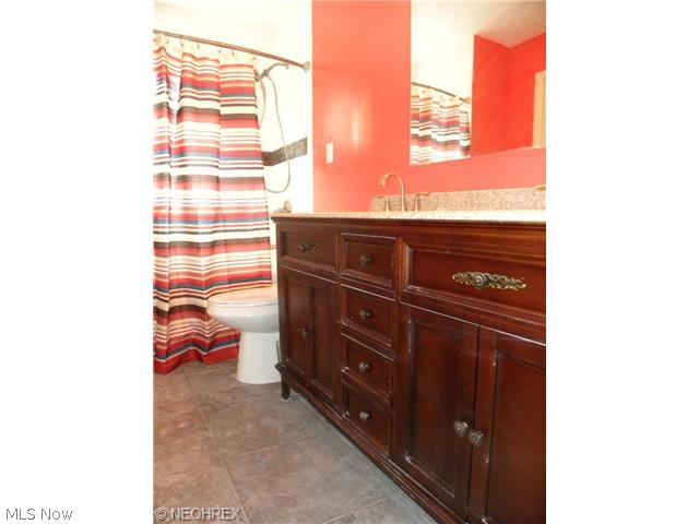 Deepwood Condos - Residential