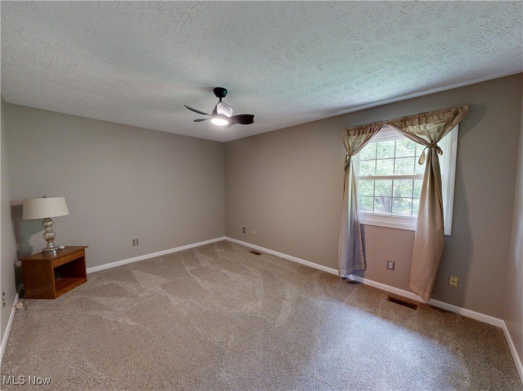 8600 Forestview Avenue, Mentor, Ohio image 18