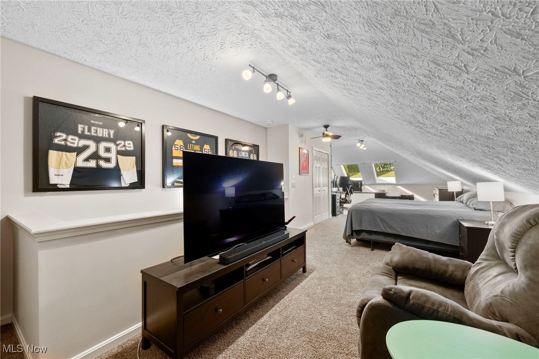 English Lakes Condo - Residential