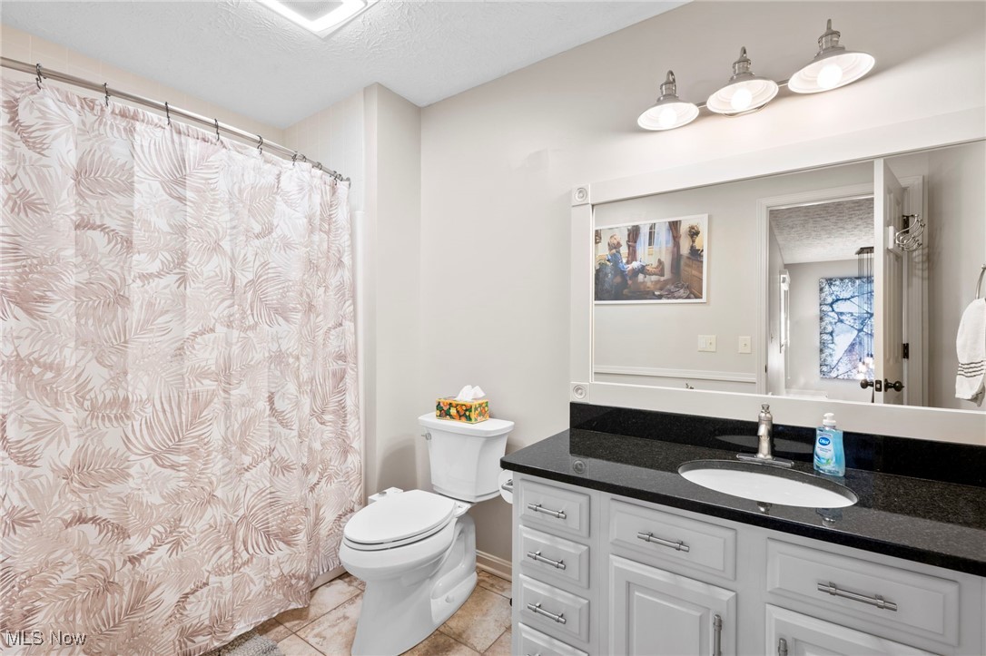 English Lakes Condo - Residential