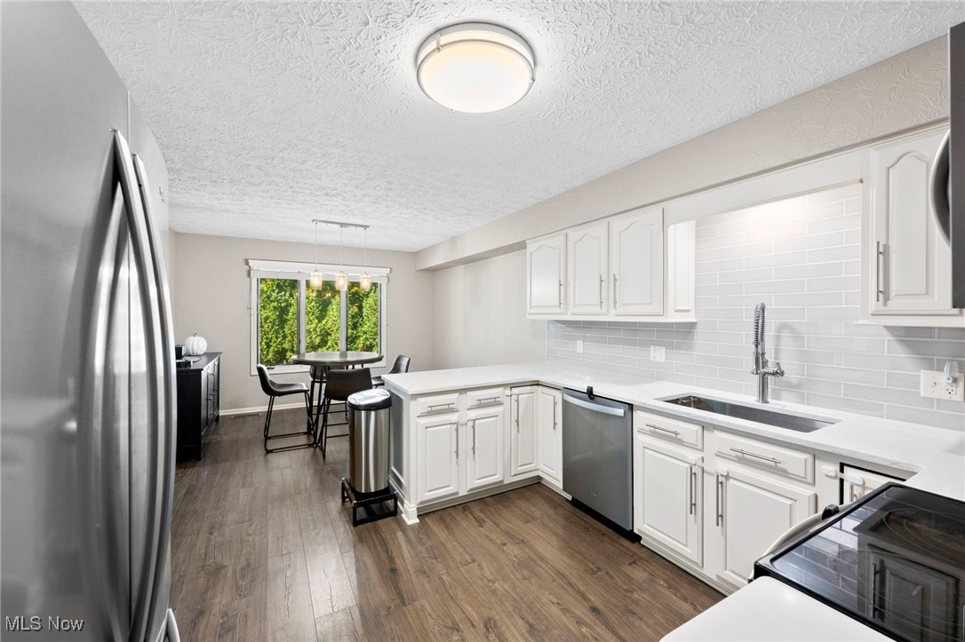 English Lakes Condo - Residential