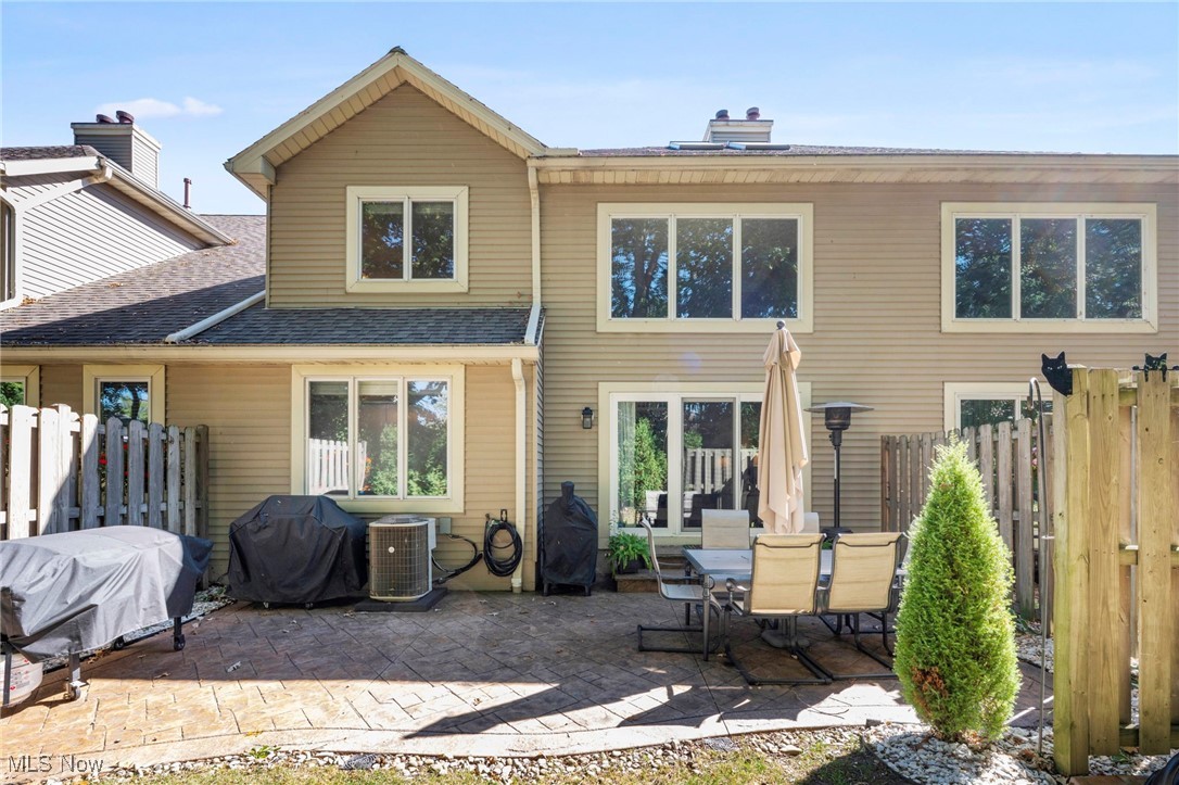 English Lakes Condo - Residential