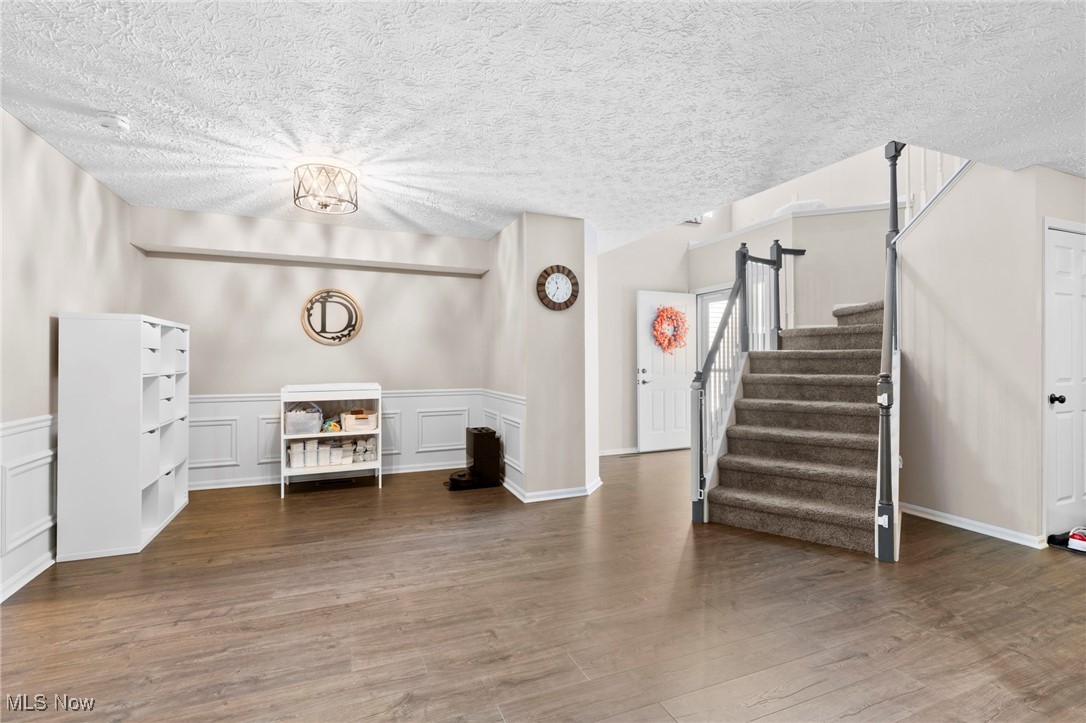 English Lakes Condo - Residential