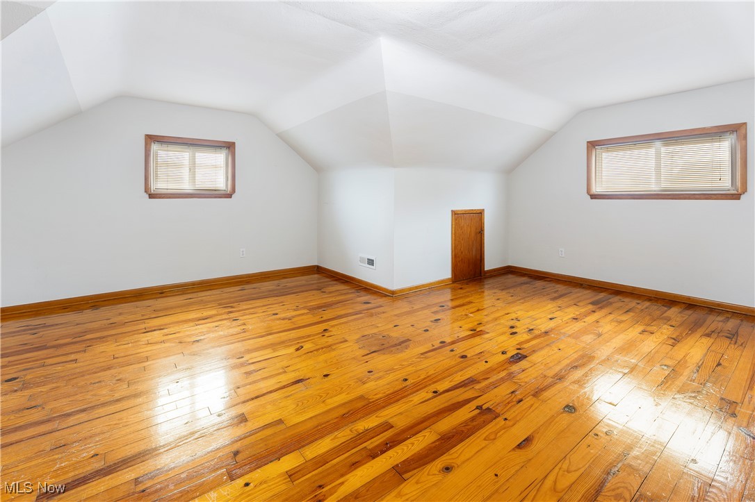 3105 Snow Road, Parma, Ohio image 24