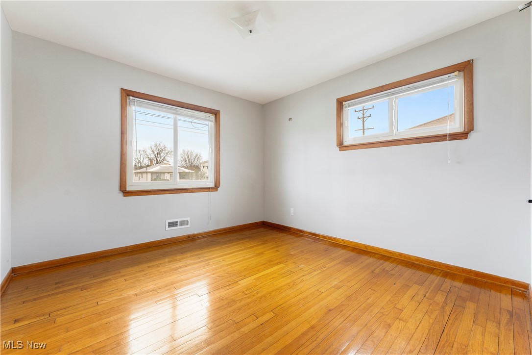 3105 Snow Road, Parma, Ohio image 12