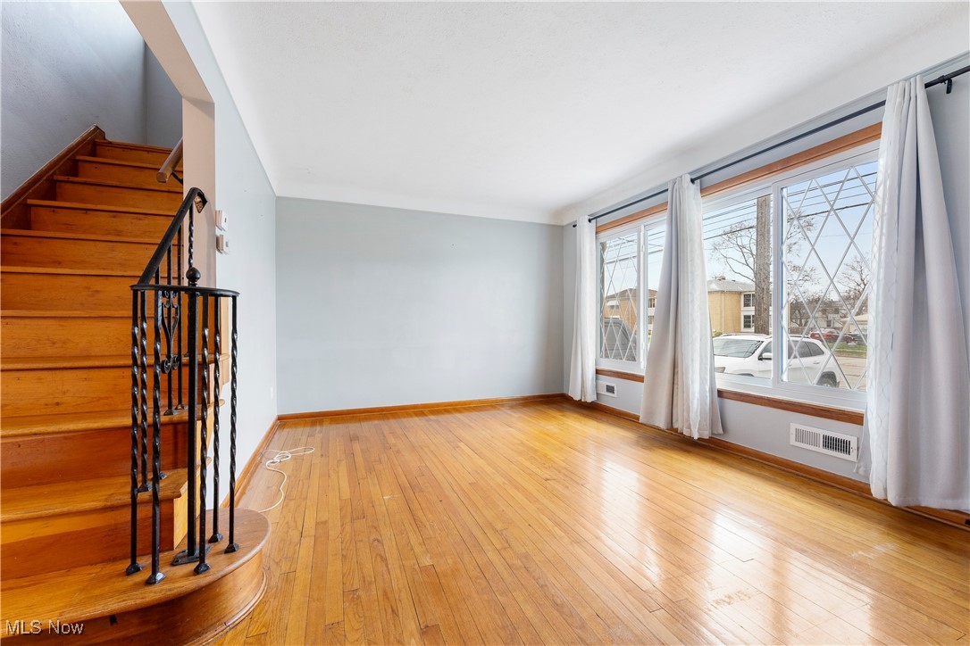 3105 Snow Road, Parma, Ohio image 11