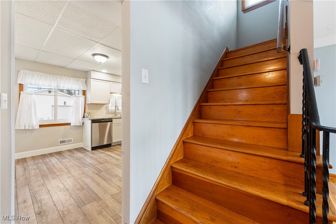 3105 Snow Road, Parma, Ohio image 19
