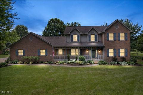 6180 Edison Street NE Hartville OH 44632