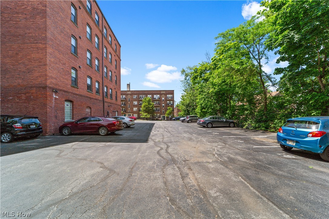 Eastman Condos - Residential