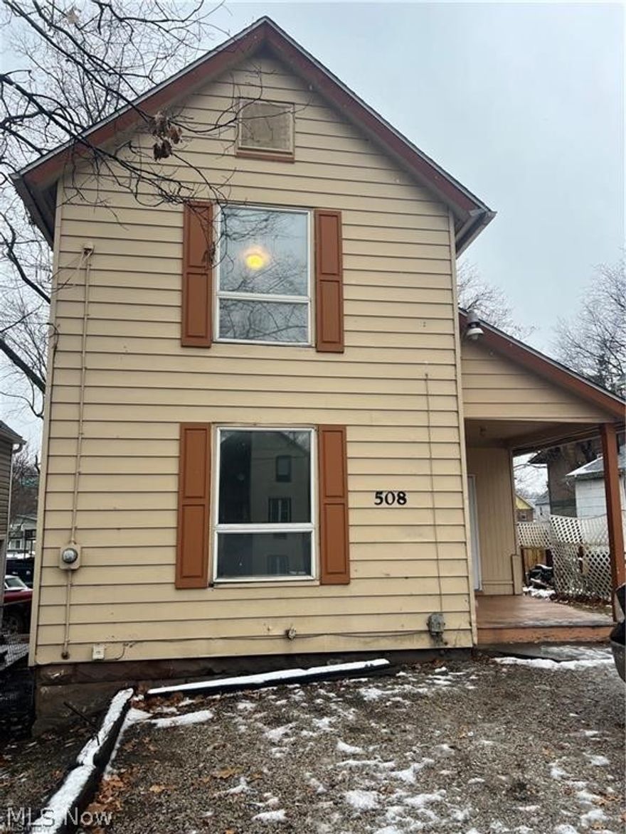 Investor opportunity within walking distance to the University of Akron! The house features four bedrooms and
two full bathrooms. The unit has been used as both a student and a cash pay rental. Akron Housing 2026 voucher for this zip code is $1390. Home is priced accordingly as it needs cosmetic updating/repairs. Seller will not consider any seller and/or creative financing.