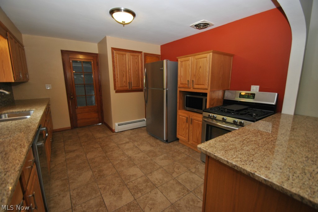 Redferns 02 - Residential