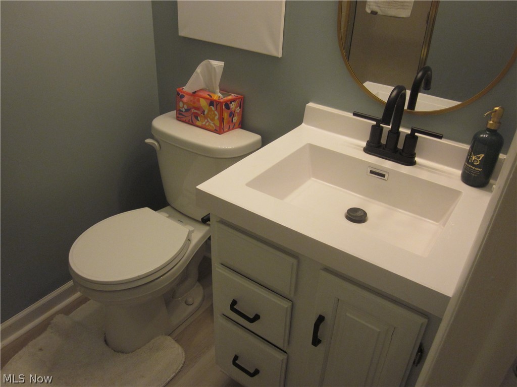 Second Cornerstone Square Twnh - Residential