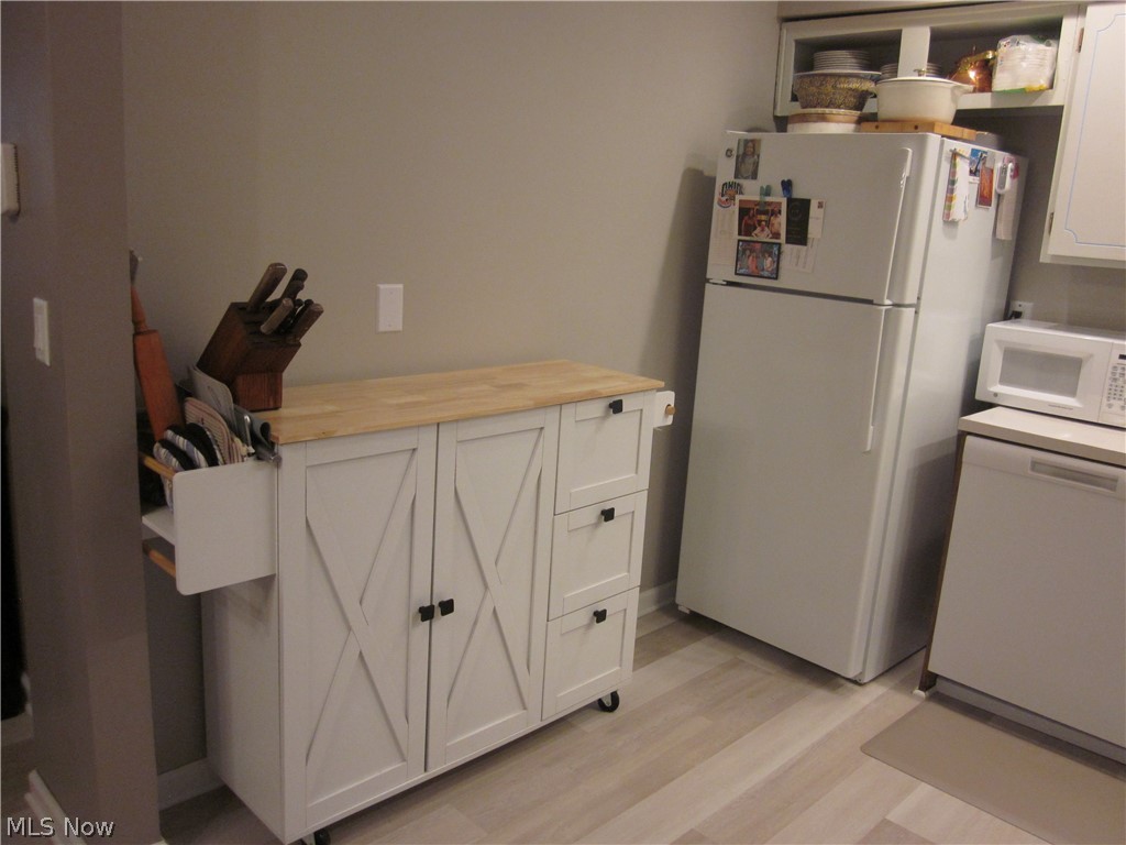 Second Cornerstone Square Twnh - Residential