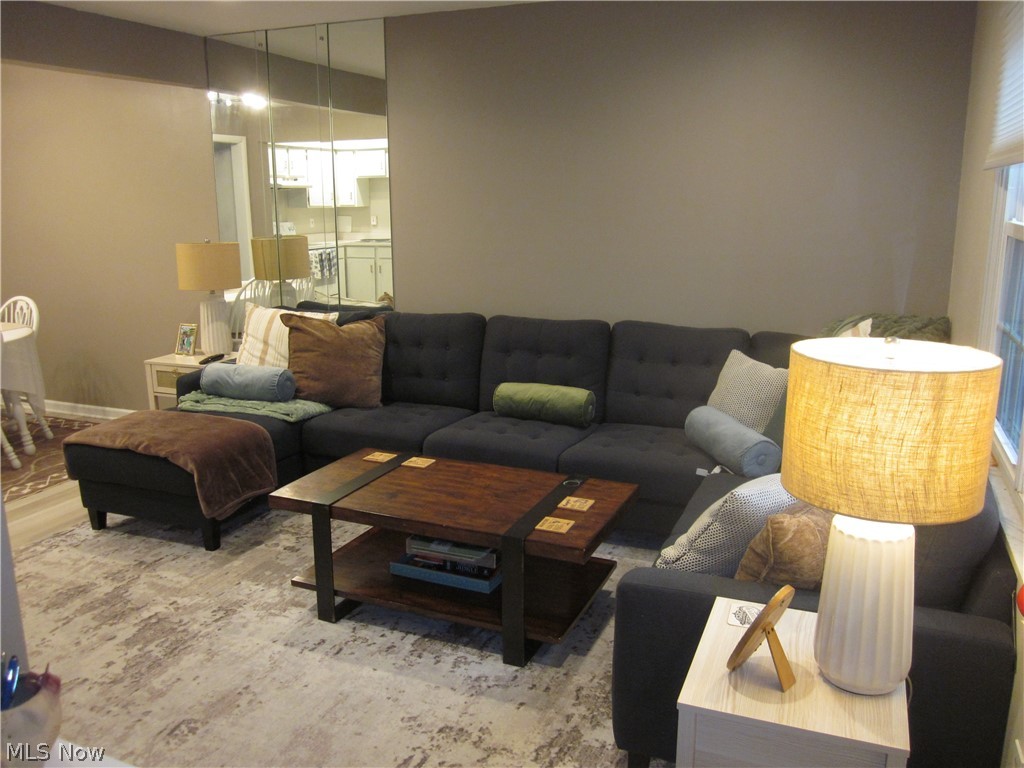 Second Cornerstone Square Twnh - Residential