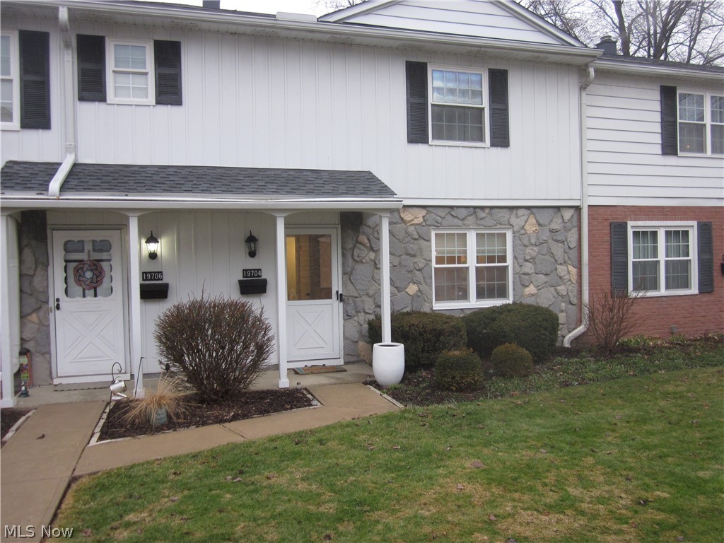 Second Cornerstone Square Twnh - Residential