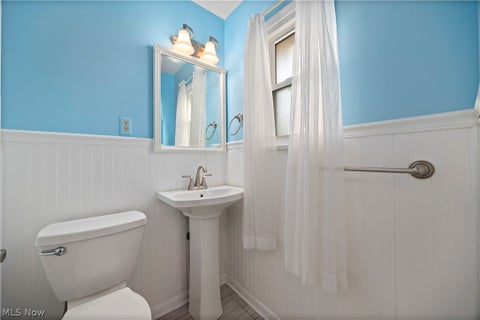 Tiny photo for 222 Colgate Avenue, Elyria, OH 44035 (MLS # 5256684)