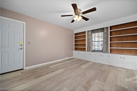 Tiny photo for 222 Colgate Avenue, Elyria, OH 44035 (MLS # 5256684)