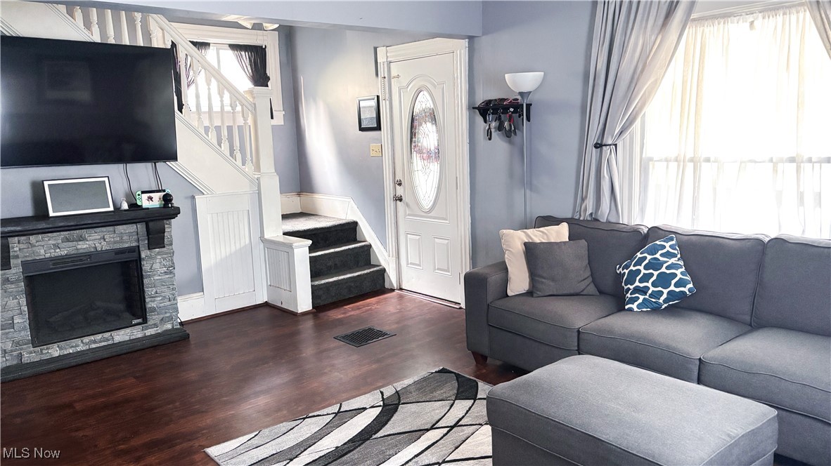 Ravenna, Ohio 44266, United States, 3 Bedrooms Bedrooms, ,1 BathroomBathrooms,Residential,Active,170932