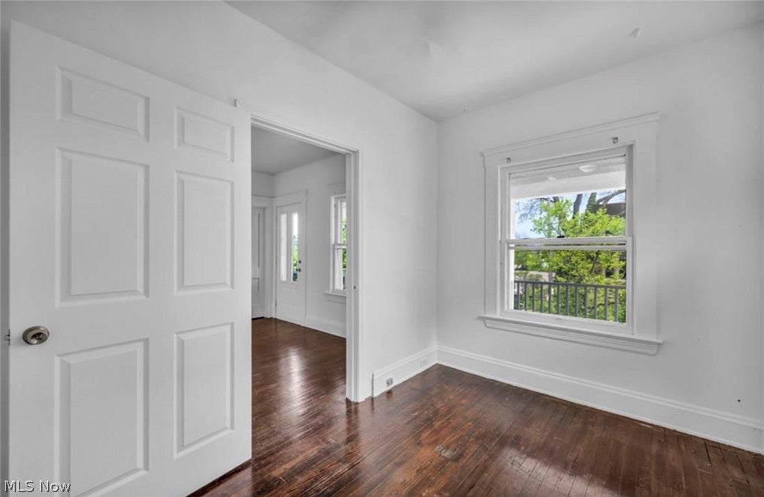 1516 W 116th Street