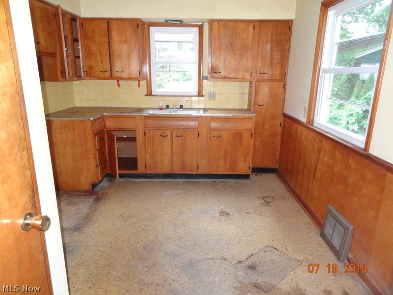 Lynn Acres - Residential