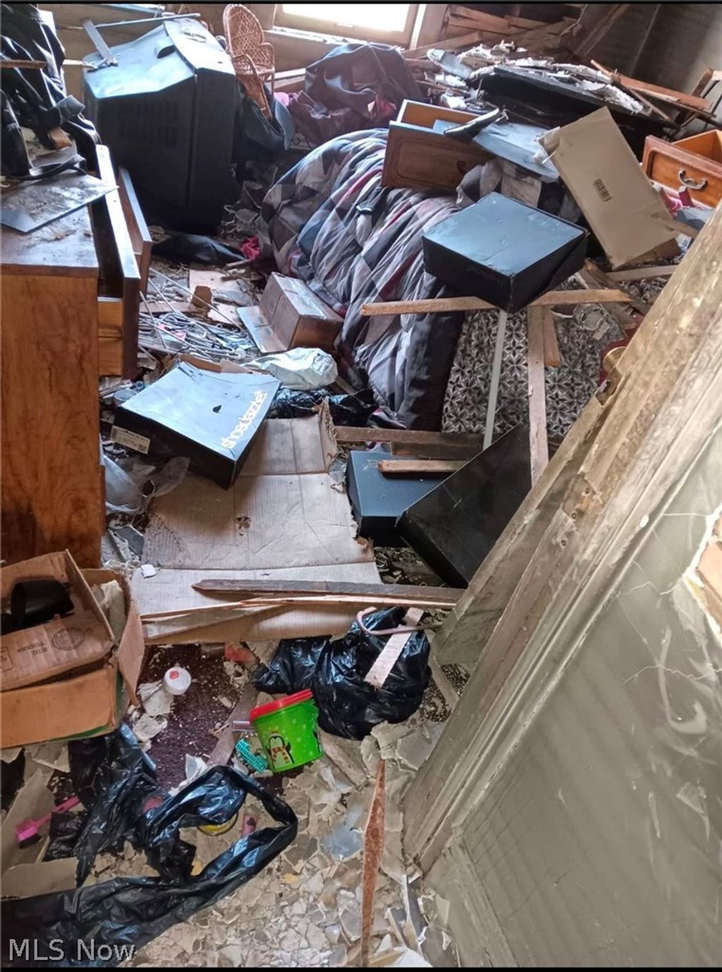 Photo of 3710 E 104th Street, Cleveland, OH 44105 (MLS # 5198259)