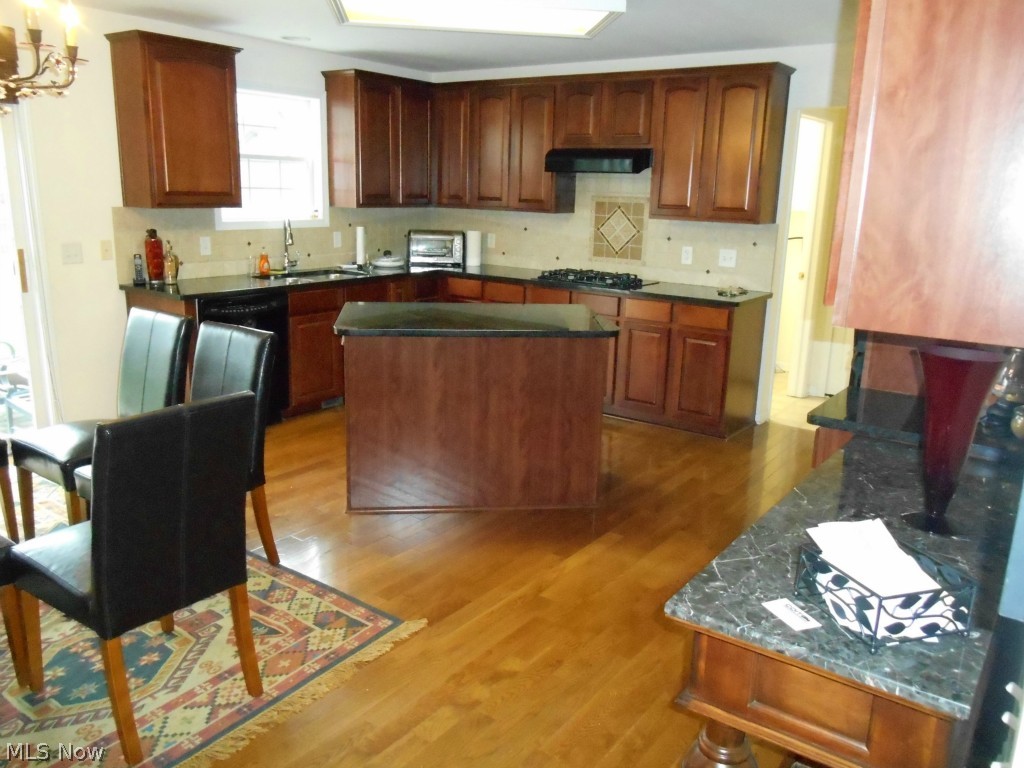 Glens 01 - Residential Lease