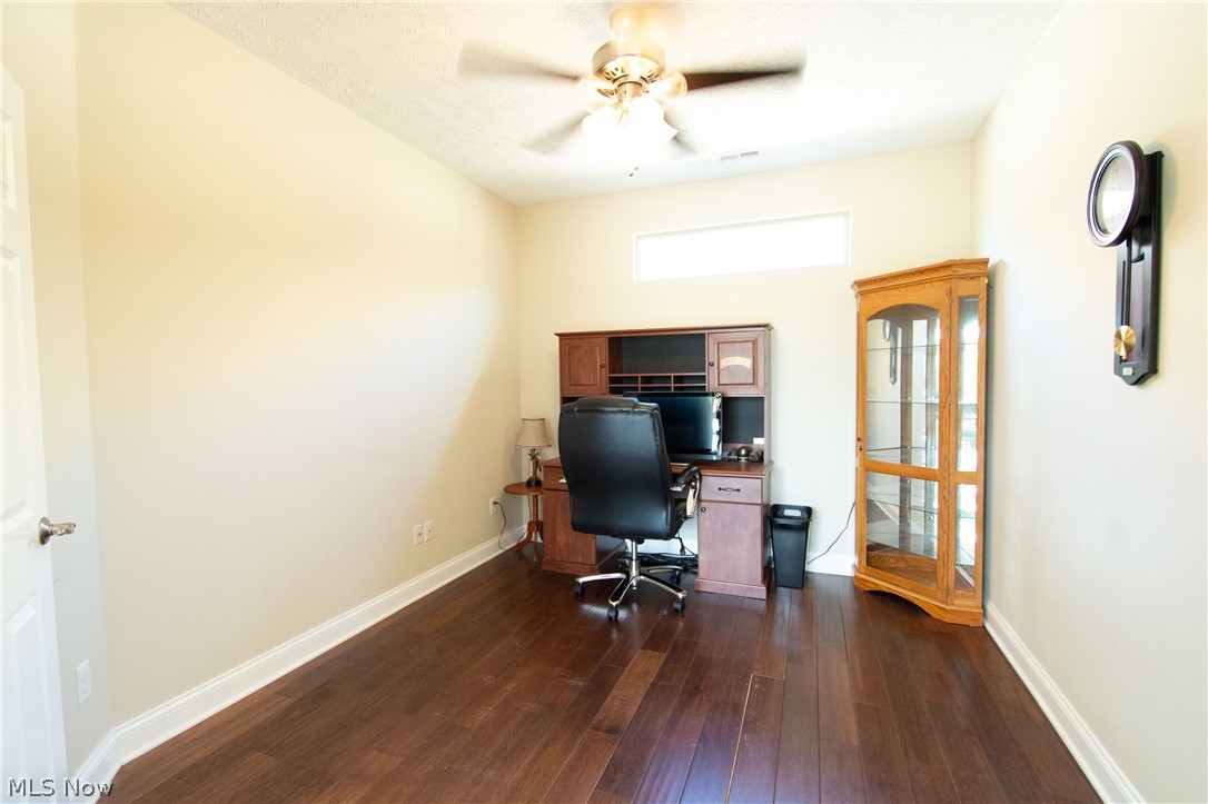 Quarry Lks/Amherst Condo Ph 8 - Residential