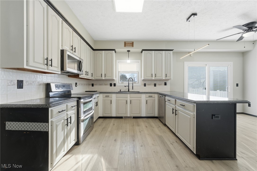 Village/Hartville - Residential