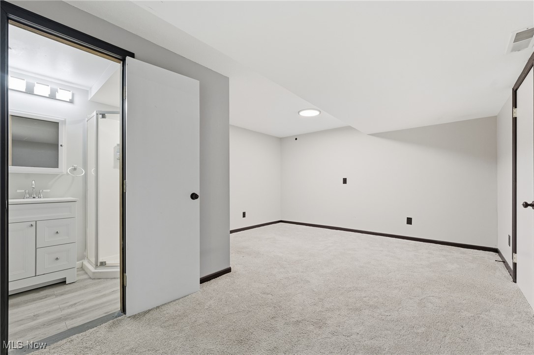 Village/Hartville - Residential