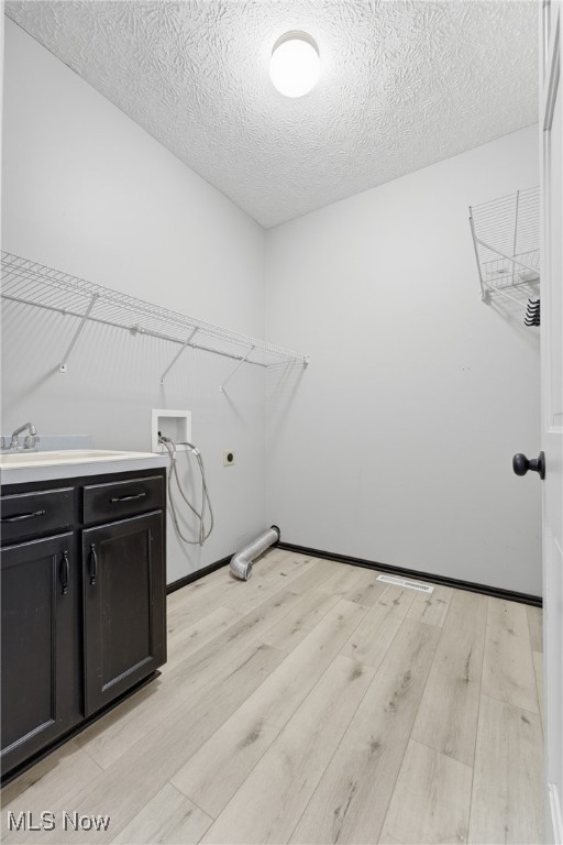 Village/Hartville - Residential