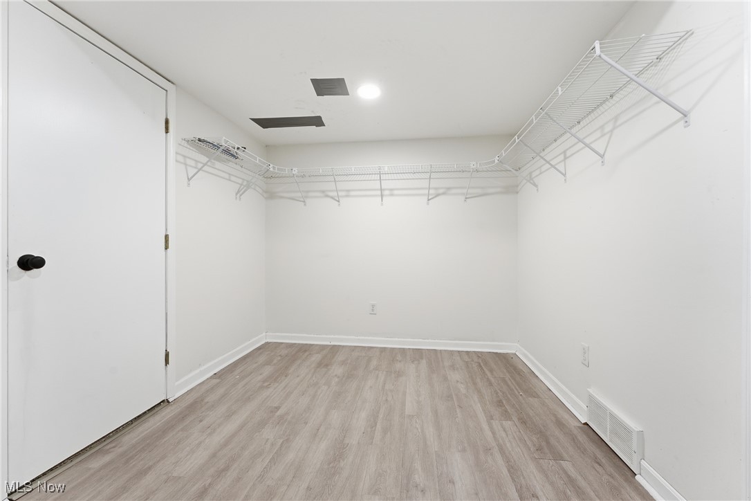 Village/Hartville - Residential