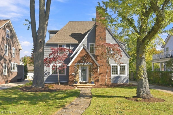 2925 WARRINGTON RD, CLEVELAND, OH 44120 - Image 2b03c2143ce6745f85c2c1990f23bb5d/2277864895