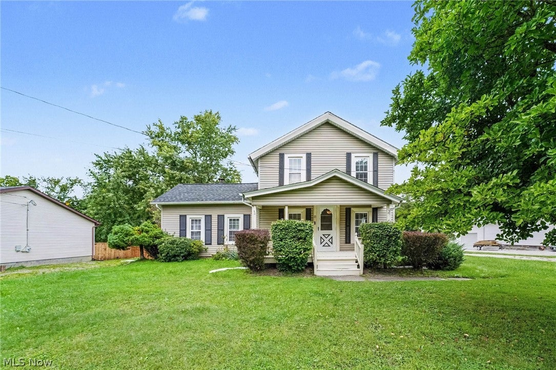 33 N Poplar Street